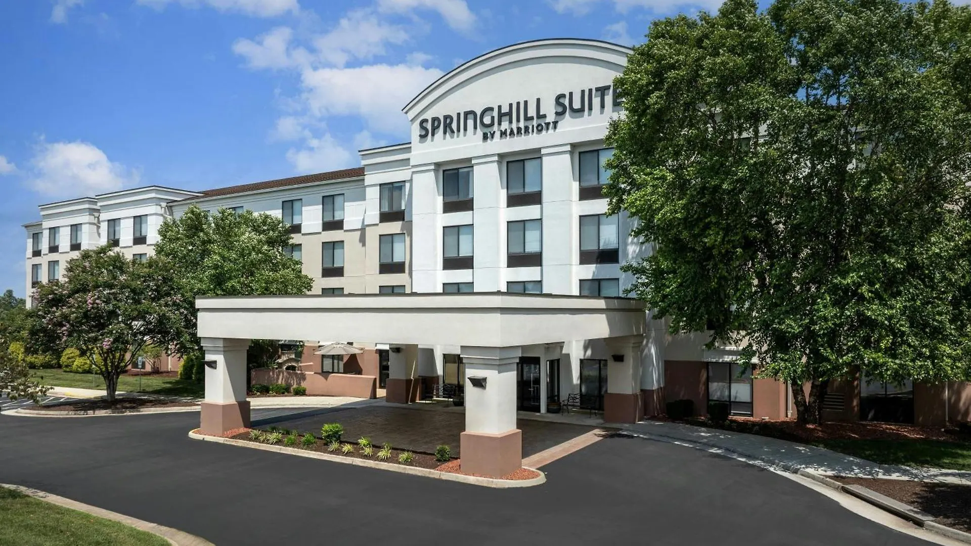 14 SpringHill Suites in the US South Worth Booking