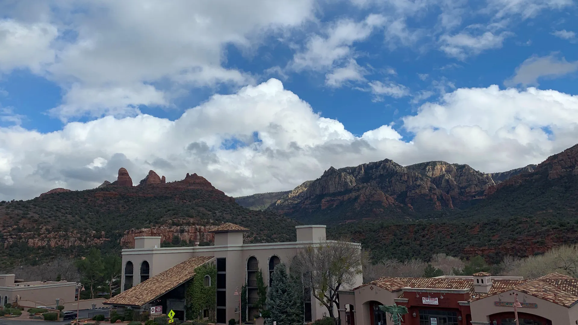 6 Top-Rated 4-Star Hotels Close to Turquoise Tortoise Gallery