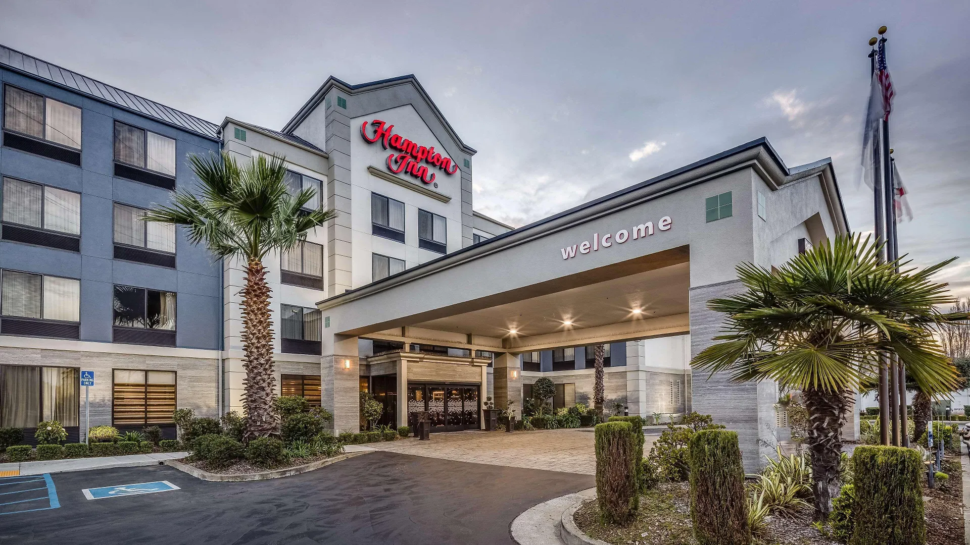 Where to Stay Near Junipero Serra Park: 4 Best Hotels