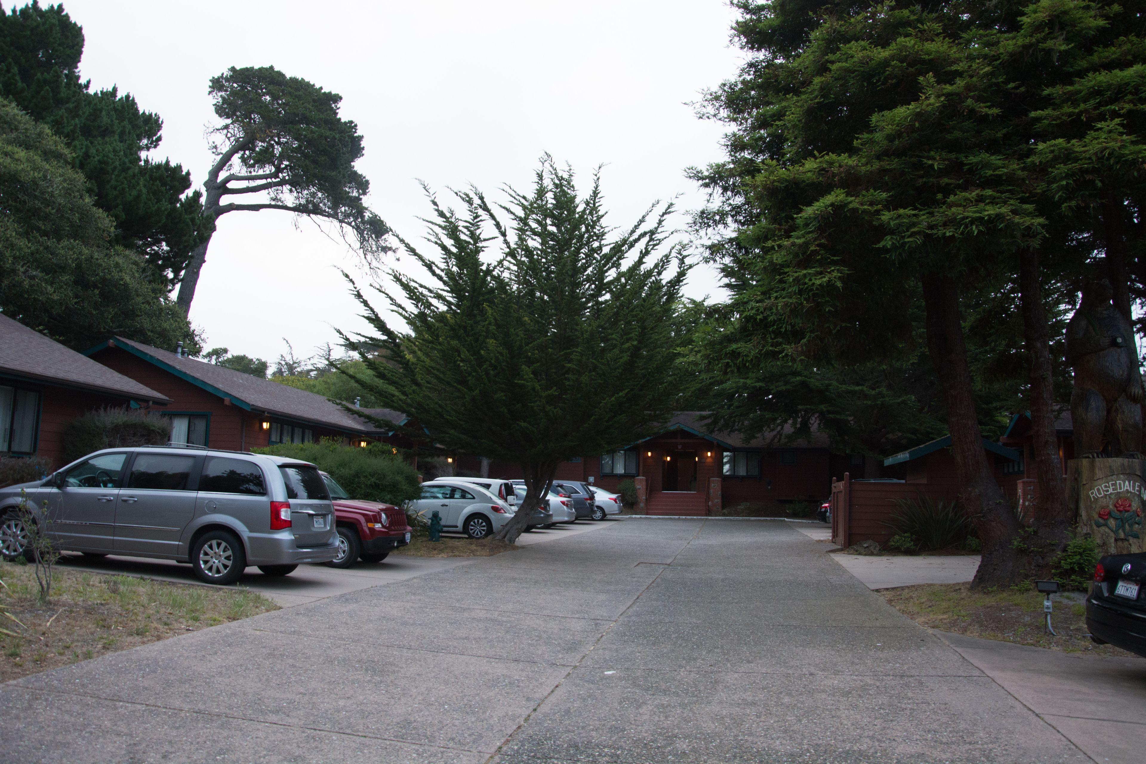 Staying Near Point Pinos Lighthouse: 14 Hotels Compared