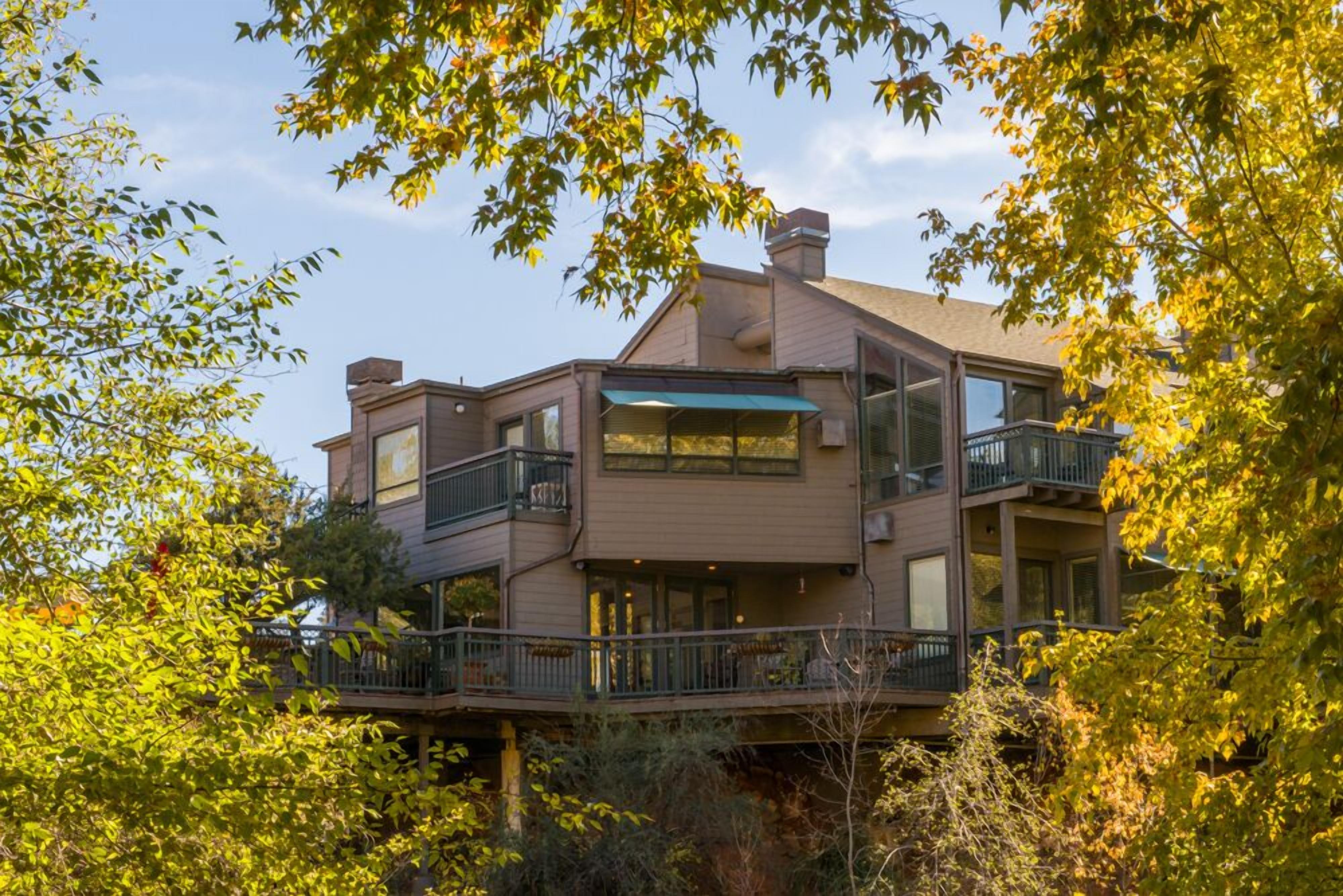 5 Top-Rated 3-Star Hotels Close to Red Rock State Park